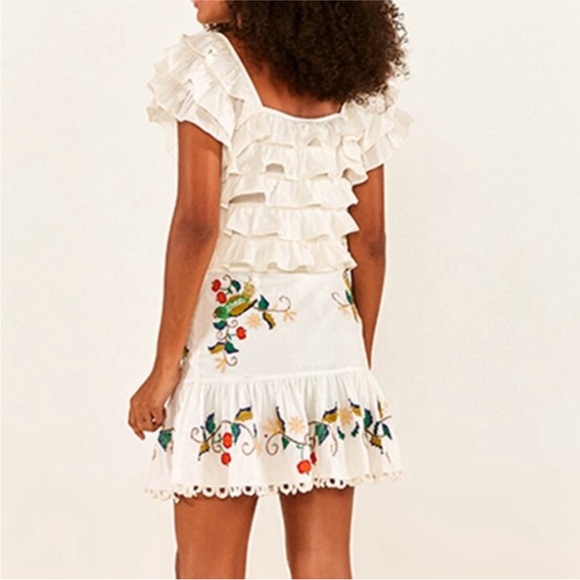 Farm Rio 3D Flower Ruffled White Top size Large Layered Top Shirt - Picture 3 of 11